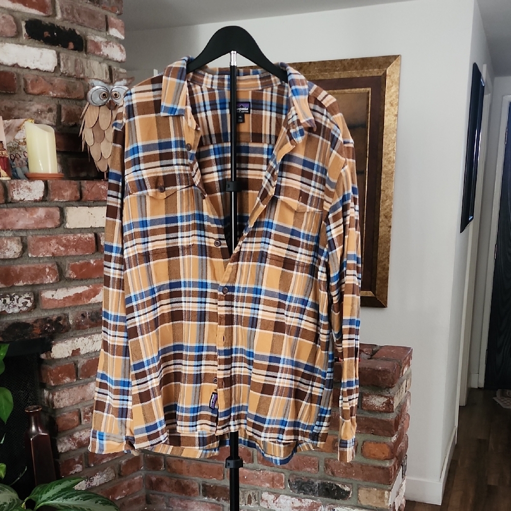 Patagonia Fjord Organic Cotton Plaid Flannel Shirt Tan Blue